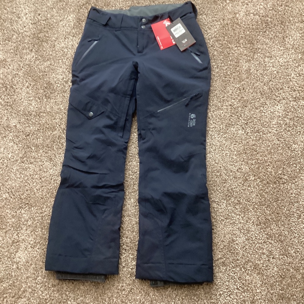 Mountain Hardwear Chute Ski Pants Women’s SHORT